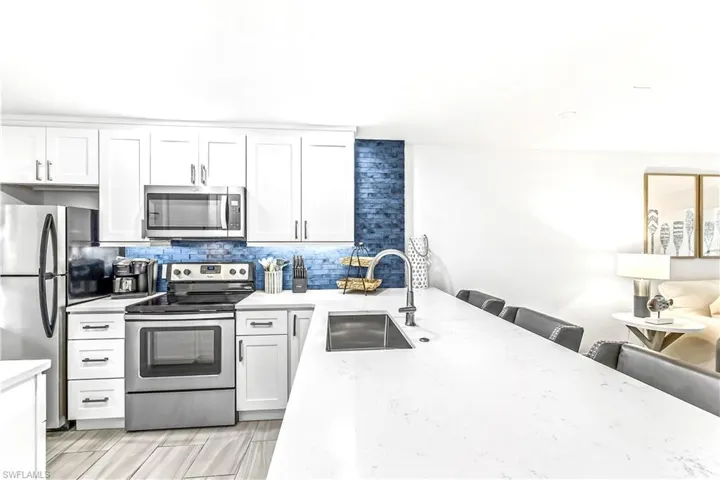 3641 Wild Pines Dr 206, Bonita Springs, Florida 34134