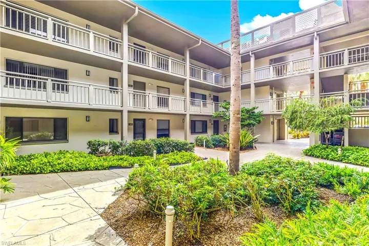 3641 Wild Pines Dr 206, Bonita Springs, Florida 34134