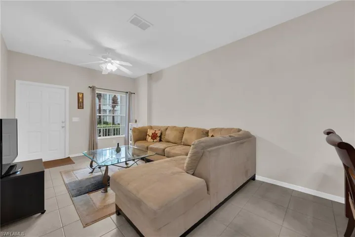 3280  Lindsey  LN, Naples, FL 34109