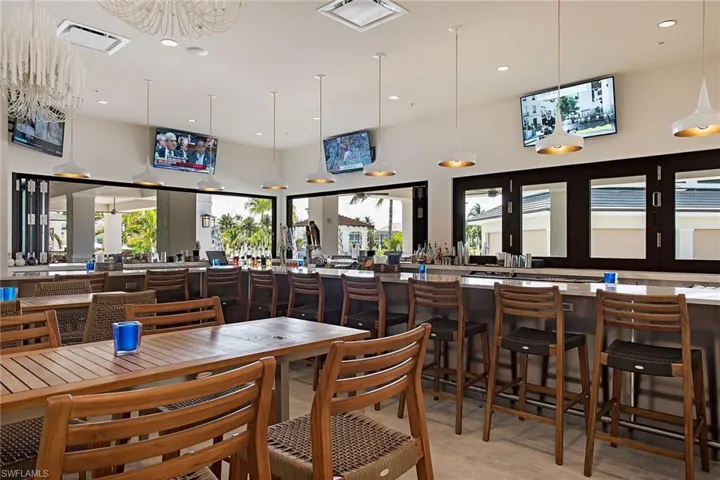 300  Dunes  BLVD, Naples, FL 34110