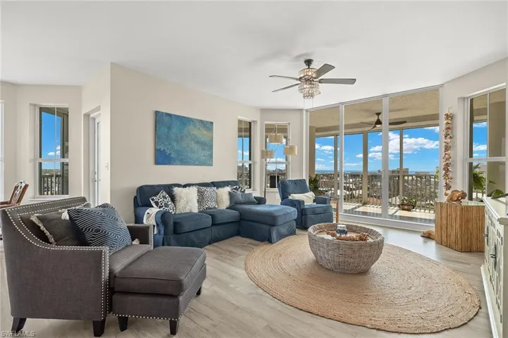300  Dunes  BLVD, Naples, FL 34110