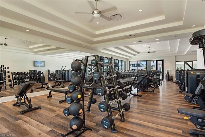 300  Dunes  BLVD, Naples, FL 34110