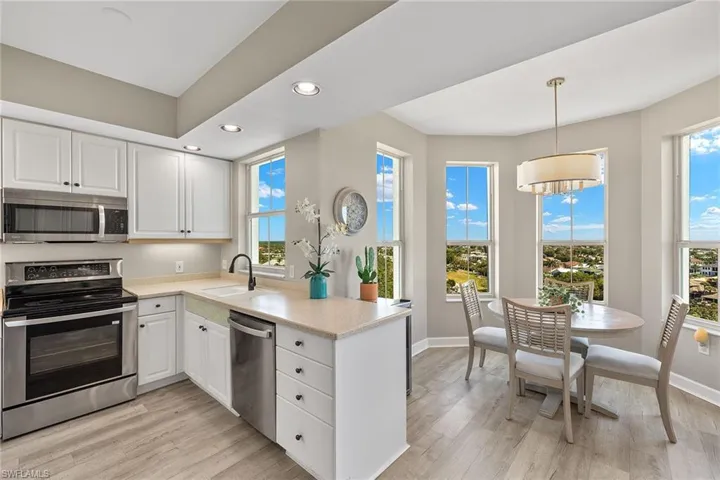 300  Dunes  BLVD, Naples, FL 34110