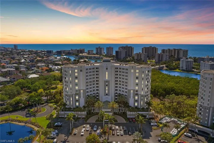 300  Dunes  BLVD, Naples, FL 34110
