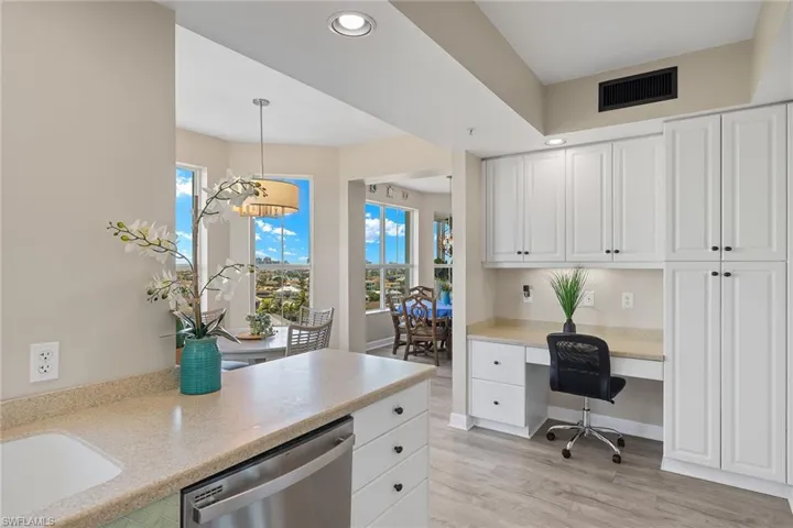 300  Dunes  BLVD, Naples, FL 34110