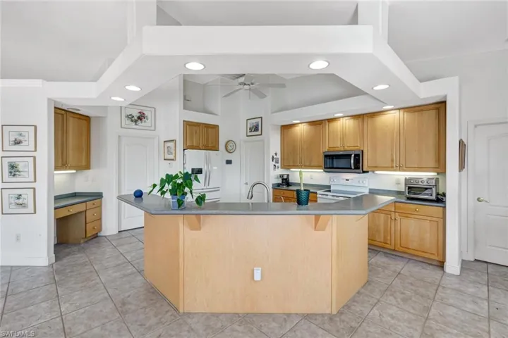 4315 Sw 22nd Ct, Cape Coral, Florida 33914