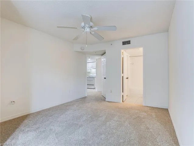 8940 Colonnades CT E # 721, BONITA SPRINGS FL 34135