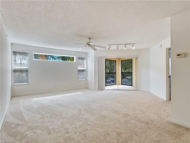 8940 Colonnades CT E # 721, BONITA SPRINGS FL 34135