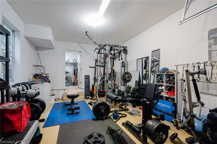 Workout room with washer / dryer