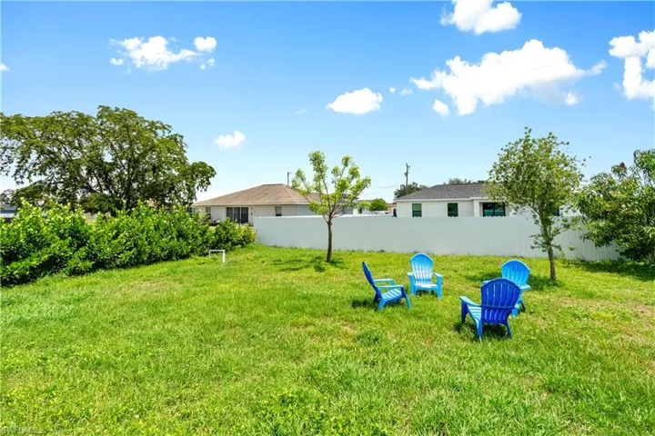 336 Ne 30th Ter, Cape Coral, Florida 33909