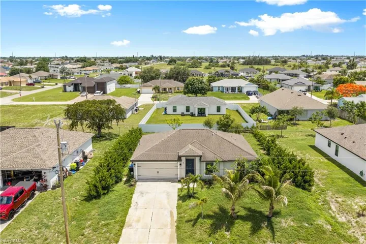 336 Ne 30th Ter, Cape Coral, Florida 33909