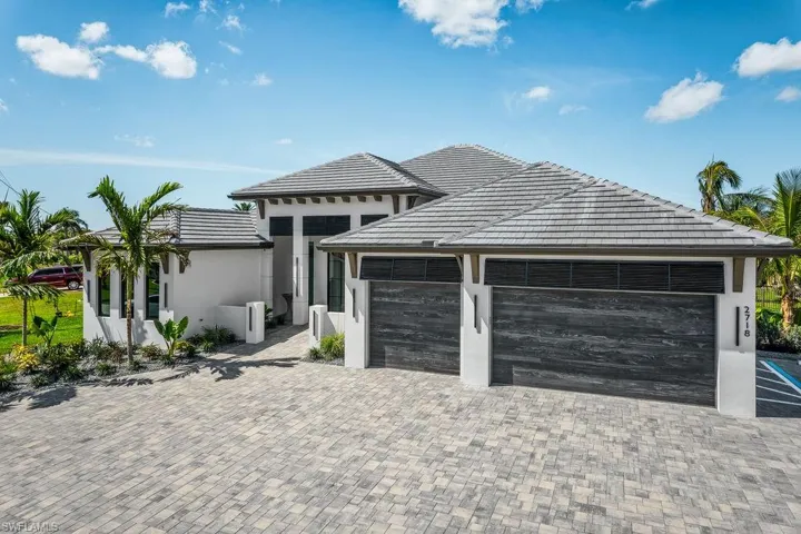 2718 Gleason Pkwy, Cape Coral, Florida 33914