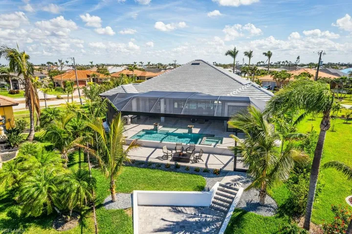 2718 Gleason Pkwy, Cape Coral, Florida 33914