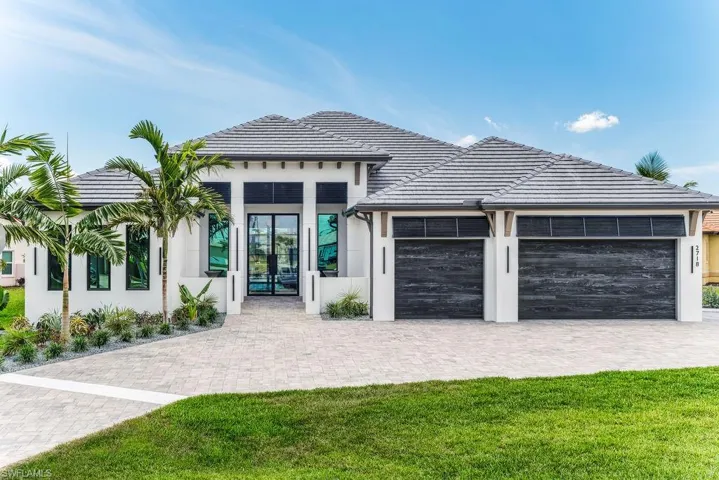 2718 Gleason Pkwy, Cape Coral, Florida 33914
