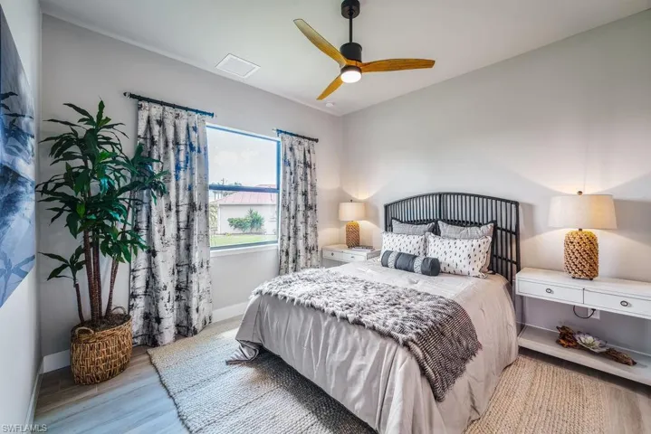2718 Gleason Pkwy, Cape Coral, Florida 33914