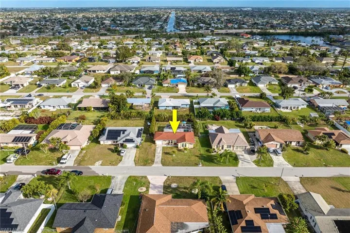 1011 Se 27th St, Cape Coral Fl 33904