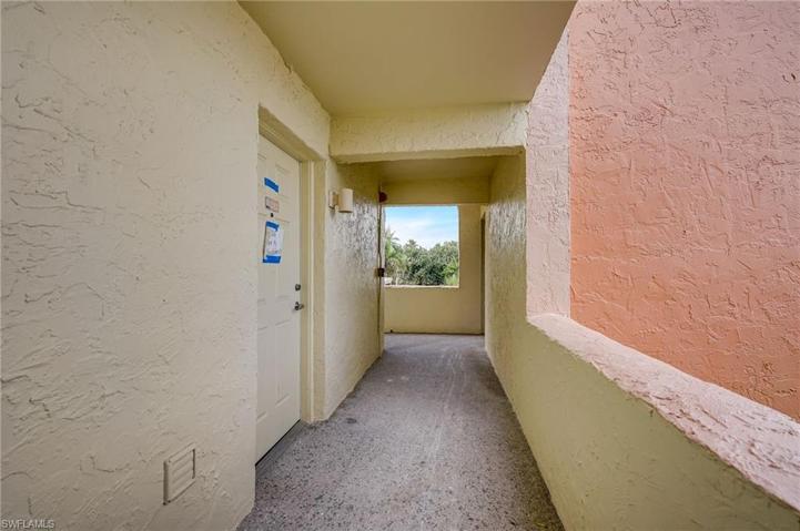 Breezeway/Front Door