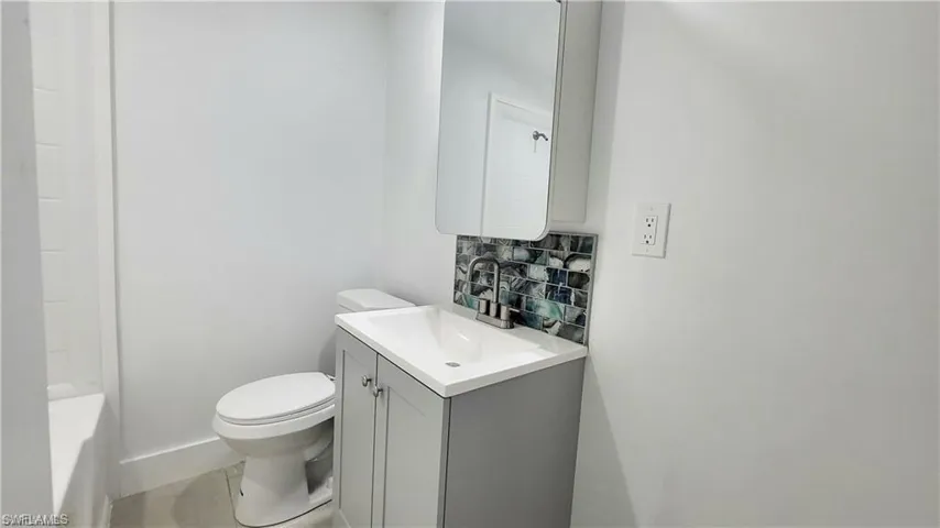 10671 Hampton St, Bonita Springs, Florida 34135