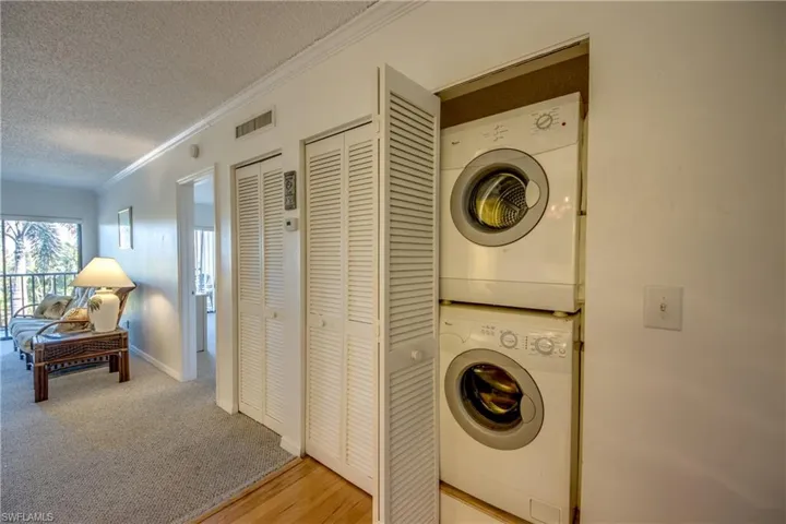 12491 Mcgregor Blvd # 21, Fort Myers Fl 33919