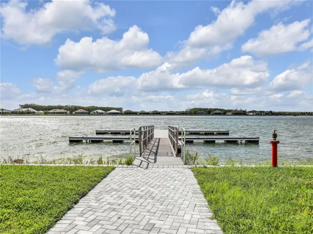 Dock