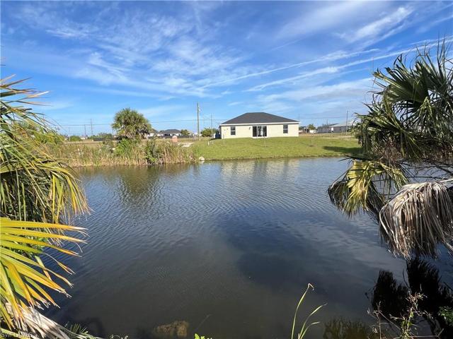2301 NW 6th ST, CAPE CORAL FL 33993