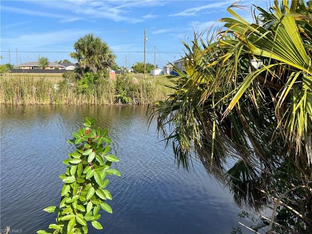 2301 NW 6th ST, CAPE CORAL FL 33993