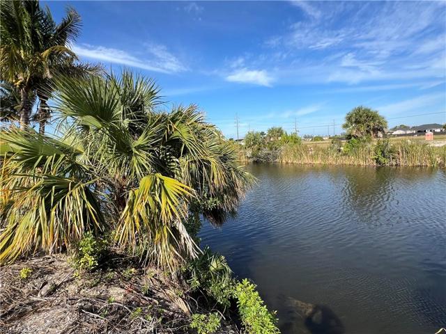 2301 NW 6th ST, CAPE CORAL FL 33993