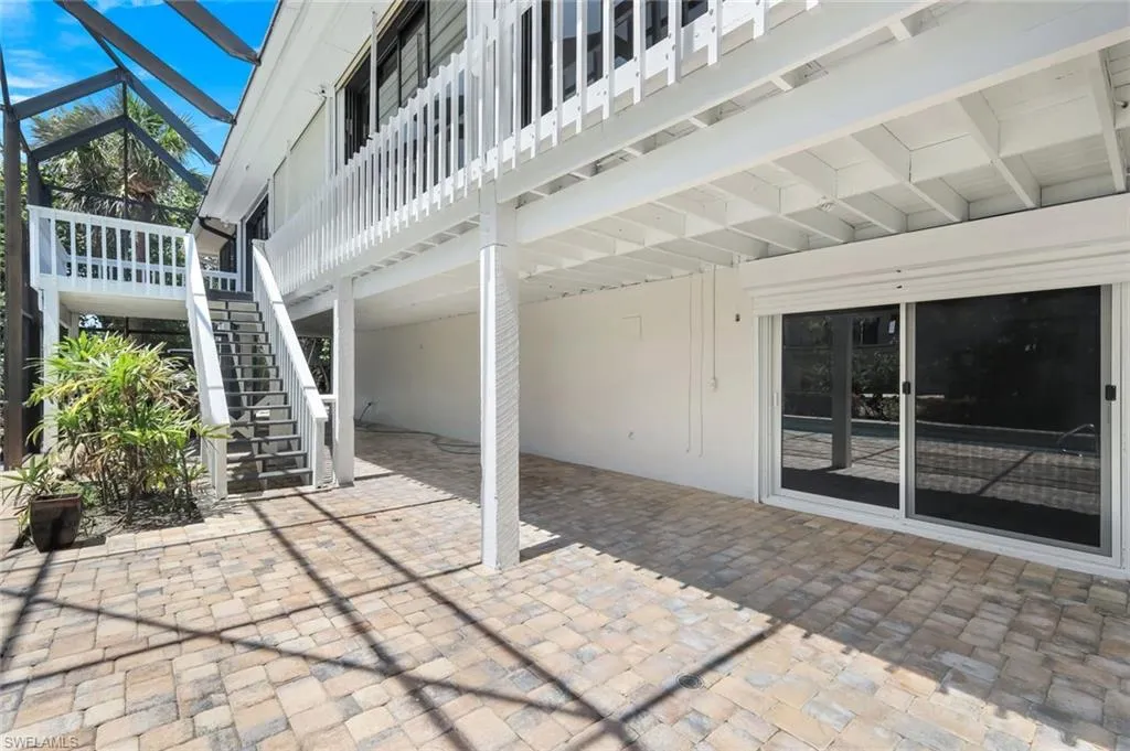 1043 Blue Heron DR, Sanibel, FL 33957,225055960