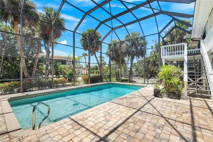 1043 Blue Heron Dr, Sanibel, Florida 33957