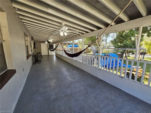 9189  San Carlos  BLVD, Fort Myers, FL 33967
