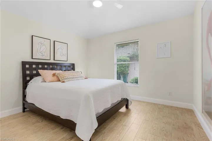 3855  Groton  CT, Naples, FL 34112