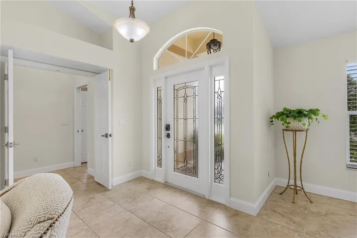 3855  Groton  CT, Naples, FL 34112