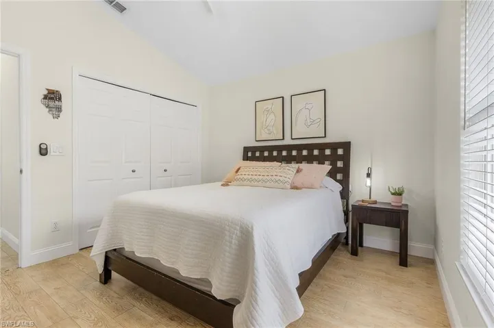 3855  Groton  CT, Naples, FL 34112