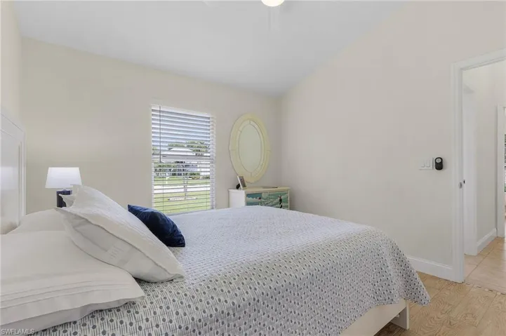 3855  Groton  CT, Naples, FL 34112