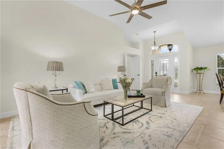 3855  Groton  CT, Naples, FL 34112