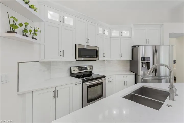 3855  Groton  CT, Naples, FL 34112