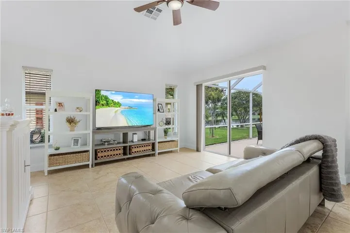 3855  Groton  CT, Naples, FL 34112