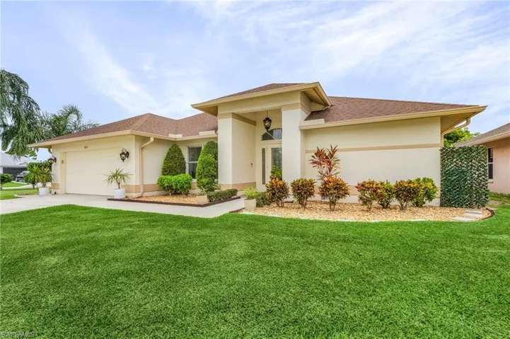 3855  Groton  CT, Naples, FL 34112