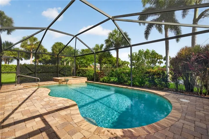 9550 Hemingway Ln, Fort Myers, Florida 33913