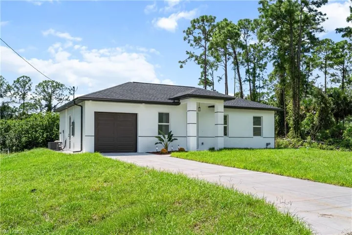 936 Anthony E, Lehigh Acres, Florida 33974