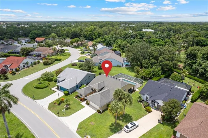 768  Belville  BLVD, Naples, FL 34104