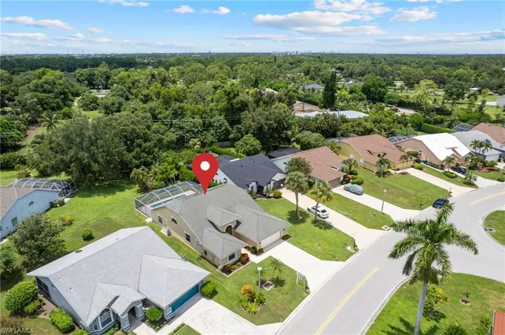768  Belville  BLVD, Naples, FL 34104