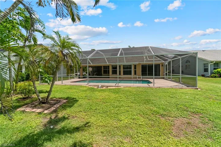768  Belville  BLVD, Naples, FL 34104