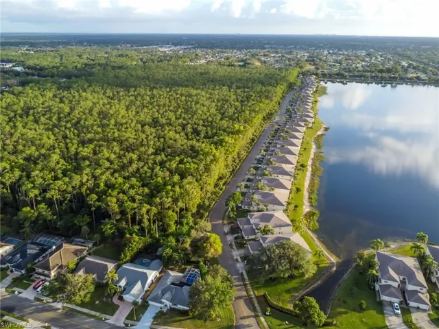 Crown Pointe Shores - on the shore of one this pristine 37 acre lake