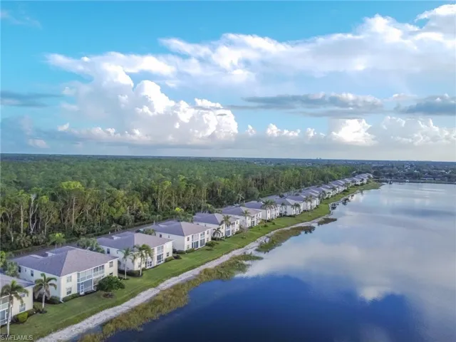 Pure Privacy = preserve in the front and lake in the rear