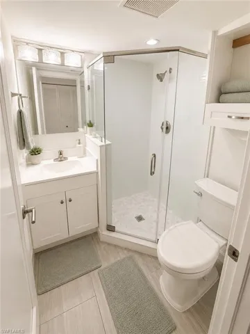 1440 Green Valley Cir 601, Naples, Florida 34104