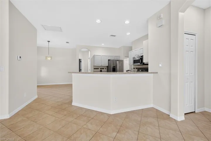 10523 Diamante Way, Fort Myers, Florida 33913