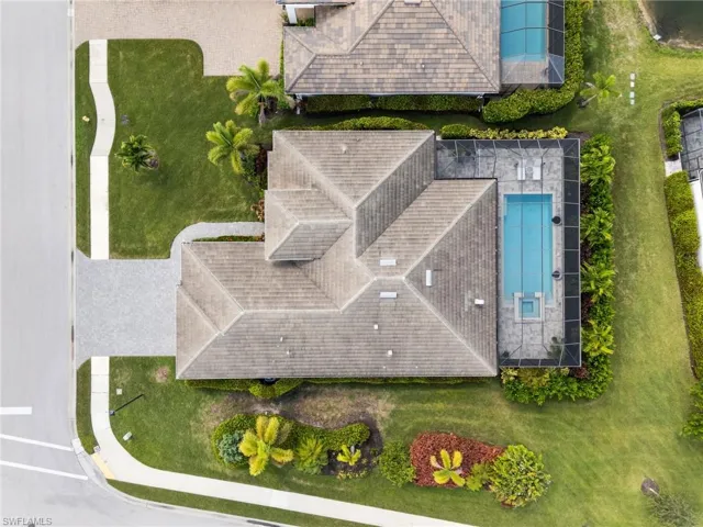 Bird's eye view of a pool