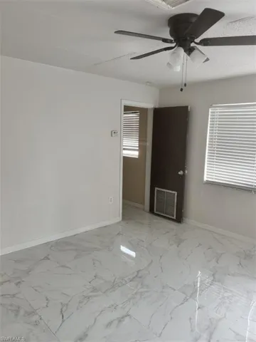 5620/5622  Eighth  AVE, Fort Myers, FL 33907