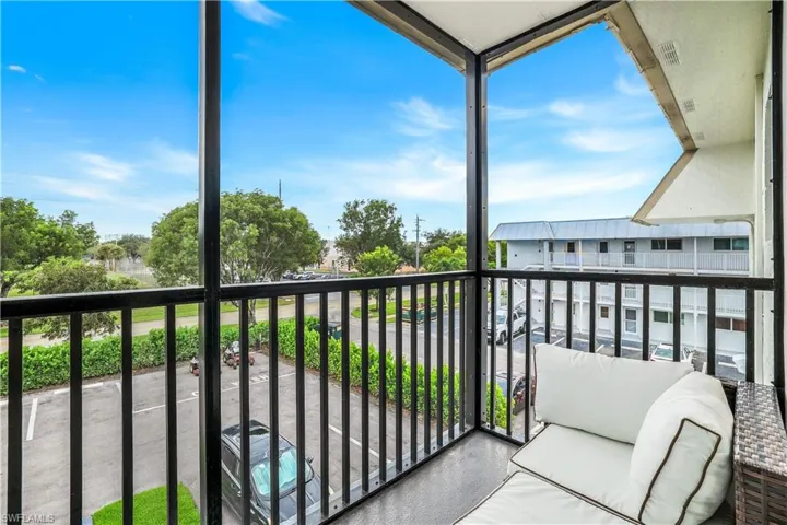 766 Central Ave # 313, Naples, Florida 34102